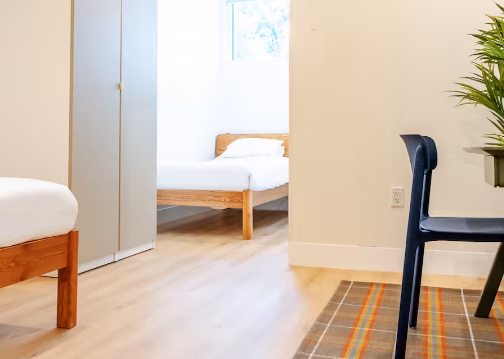 A bedroom at Daylight Recovery Center
