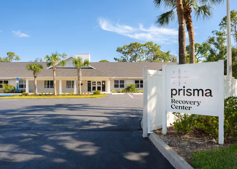 The outside of Prisma Recovery Center